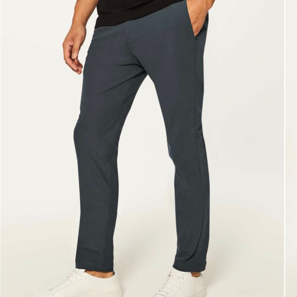 Lululemon Commission Pant Slim 34"
Melanite Men